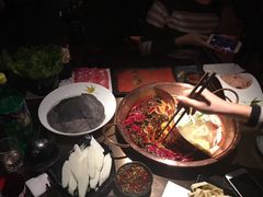 -辣伍鲜毛肚老火锅(元一店)