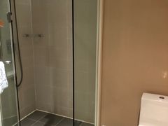 飞行房卫生间-上海中航虹桥机场泊悦酒店