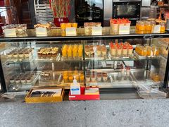 面包甜点陈列柜-广州富力君悦大酒店·凯菲厅