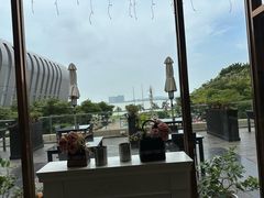 -卡普里披萨·牛扒·下午茶