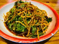 酸辣萝卜丝-兔槽江湖菜·重庆璧山兔(水围店)
