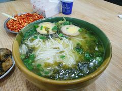 -全家福米线