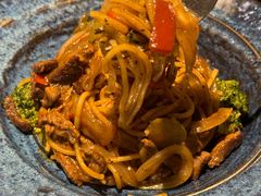 -POKEE VIA&Brunch·维娅(重庆来福士店)