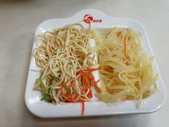 -易和通美国加州牛肉面大王(红旗街店)