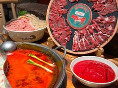 -周小明火锅(黑金冠社区店)