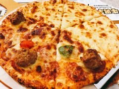 榴莲肉丸双拼披萨-牛男手造(地铁天虹店)