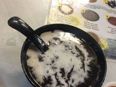 -汕头街养生糖水铺