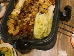 -川渝窈妹纸包鱼·齐齐哈尔烤肉