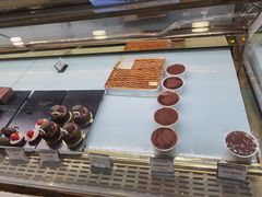 -MADO冰淇淋咖啡馆(淘金店)