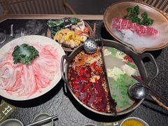 -三出山火锅(万象天地店)