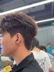 -藤野造型烫发染发