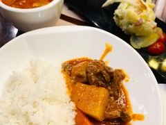 咖喱牛肉饭-东海咖啡馆