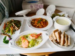 -菁幼月子会所(儿童医院店)