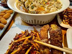 -小三峡食府(西五路店)