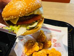 -The Habit Burger Grill 哈比特汉堡(复兴soho店)