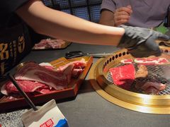 -铭牛烧肉·和牛海鲜自助(高新月牙湖店)