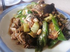 凉瓜酸菜焖罗非鱼-廣發美食(东晓路店)