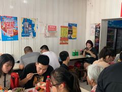 大堂-咱家王新国把子肉(县东巷店)