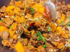 -山河屯铁锅炖·非遗东北菜(南山店)