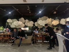 -新盈光·云会所(百丈东路店)