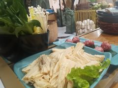 -三个椰子·现砍椰子鸡(金源CBD店)