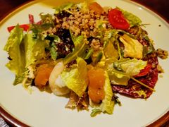 芸湃特色沙拉-云湃精酿西餐厅