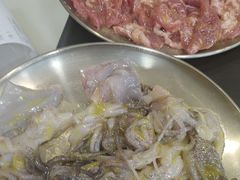 -合易泓烤肉•首创生椰大油边(宁山路店)