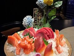 -蟹犇前•帝王蟹雪蟹(陆家嘴店)