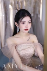 -艾米丽婚纱礼服