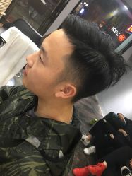 -茶发Salon·烫发染发理发