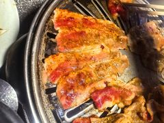 -草家酱蟹炭火烤肉店(珲春南路二店)