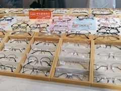 -瑞司视光眼镜·蔡司战略合作眼镜店(新街口店)