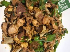 -费大厨辣椒炒肉(高铁吾悦广场店)