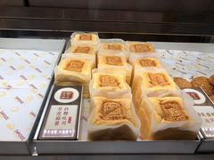 抖臀吐司-君之狮子山·轻糖烘焙(松江印象城店)