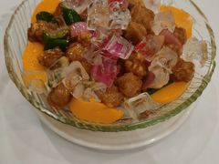 冰镇蜜桃猪颈肉-山泉公馆酒家(广州东站店)
