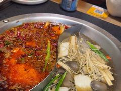 -沸炉重庆老火锅(军事博物馆店)