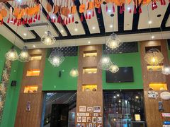 -香巴拉云南餐厅(华莱坞店)