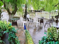 -J Create城市露营咖啡·简餐·宠物(上海动物园店)