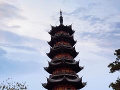 -龙华寺