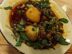 -拈签一笑黄牛肉辣卤串串