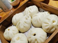 牛肉大葱包和小笼包-食膳公园包子铺(烈士公园店)