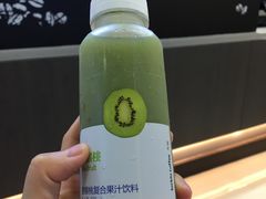 猕猴桃复合果汁-瑞幸咖啡(太阳百货店)