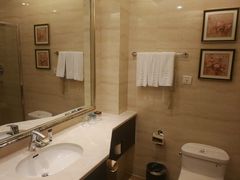 -中家鑫园温泉酒店鑫悦汤泉