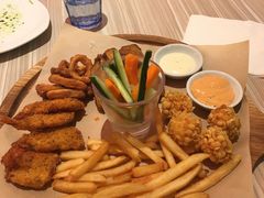 -必胜客(东大桥店)