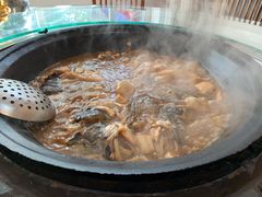 柴锅炖水库鱼-姥家大锅台水库渔家