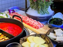 -热火朝天鲜切牛肉火锅(南强街巷店)