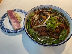 -镇南锅盖面馆(解放路店)