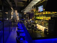 -TINY BAR