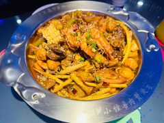 -徐记小怪兽肉蟹煲店(哈西万达金街店)