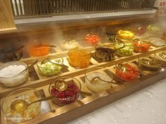 -山焱·炭火自助烤肉(周浦万达店)